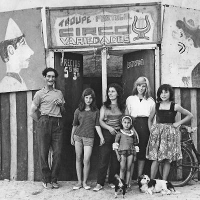 5 Md 05 62072101 Familiecircus