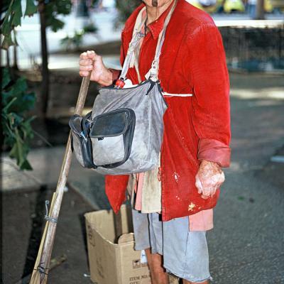 5 Md 33 204020630 Straatveegster. Havana 2004