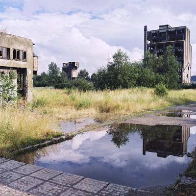 7 Na 03 87072236 Reflections Of The Past. Tilff 1987 Zw A